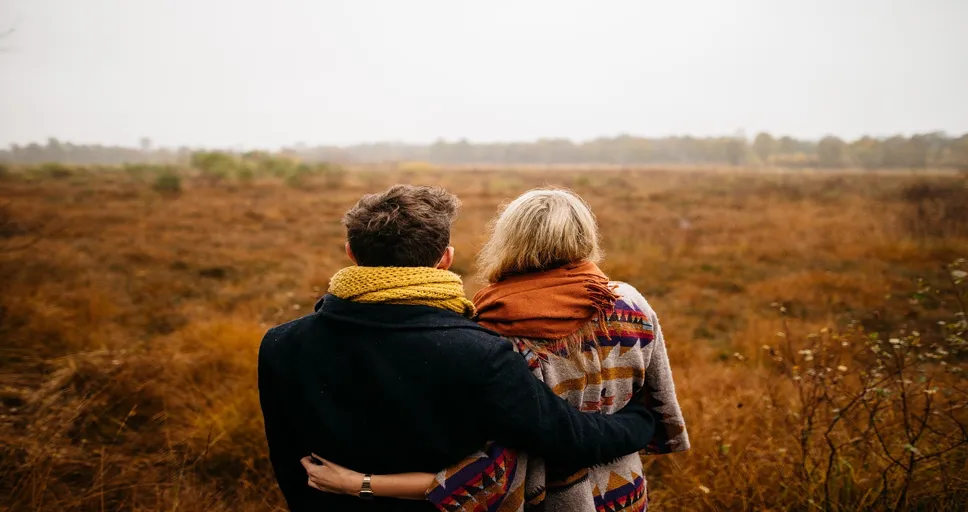 how to not catch feelings fast - couple, hug, together