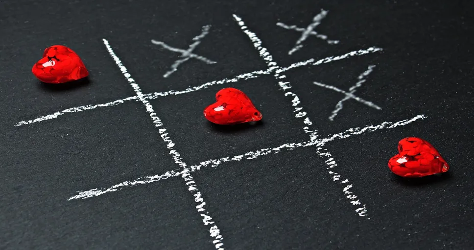 15 signs he cares more than you think - tic tac toe, heart, game